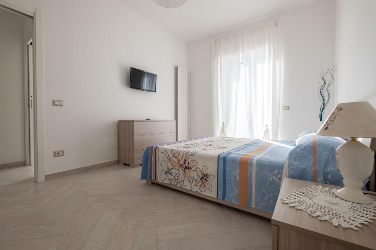 Andrea & Giada Apartment Гаета Екстериор снимка